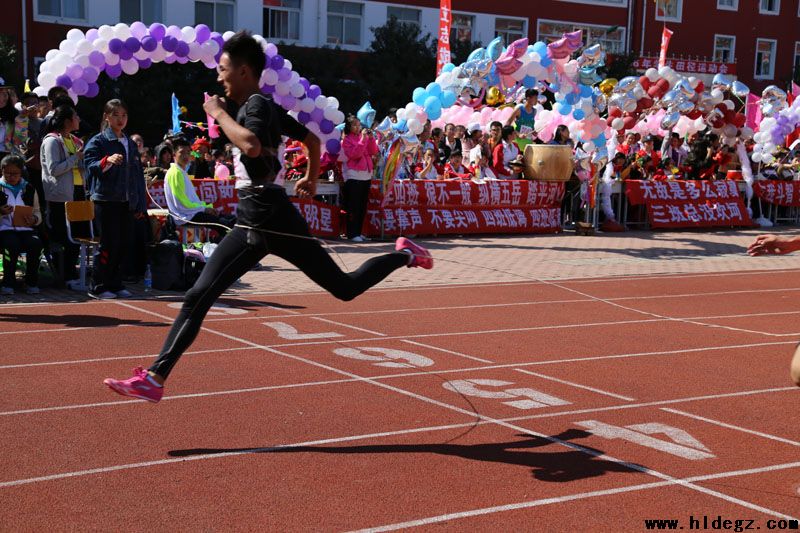 二高中2016年田径运动会圆满结束