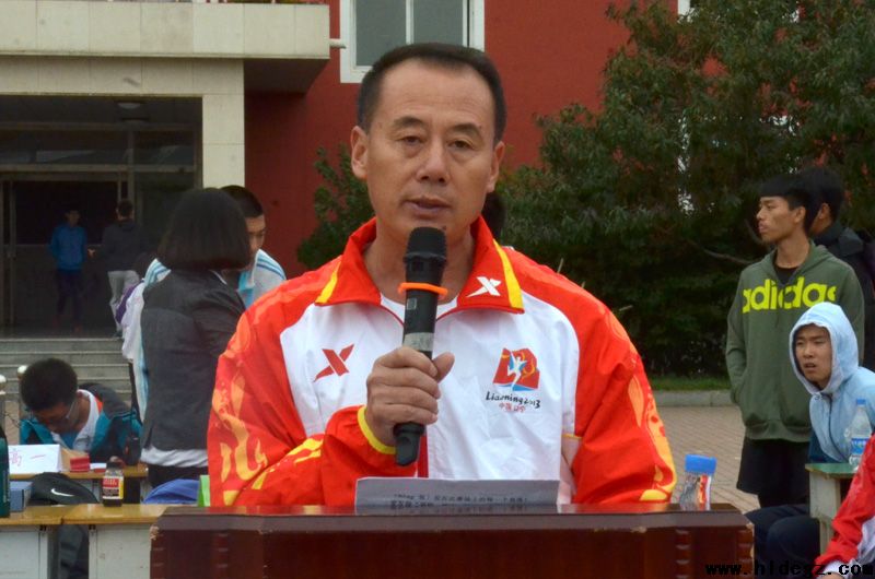市二高中秋季田径运动会圆满结束