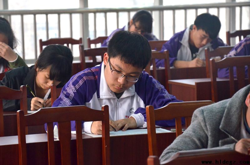 二高中高二语文系列竞赛活动结束