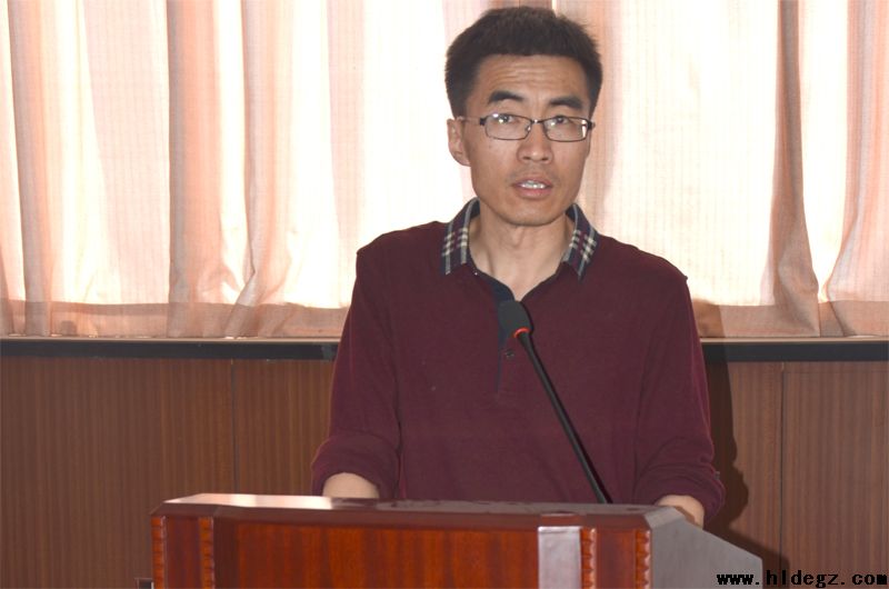 幽幽书香 点点墨趣——经典诵读暨第十届读书报告会