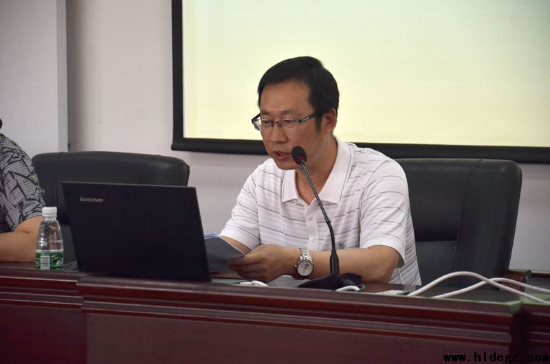 家校沟通，形成利于学生发展的合力 ——记二高中高一高二家长会