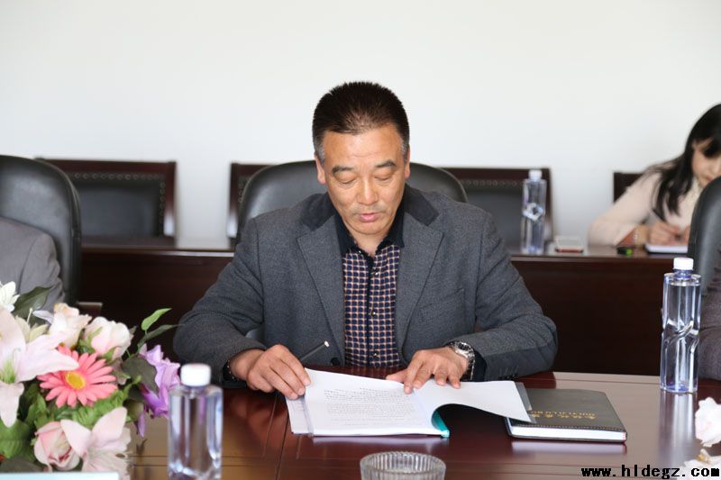市领导、市教育局领导检查指导市二高中2017年高考备考工作