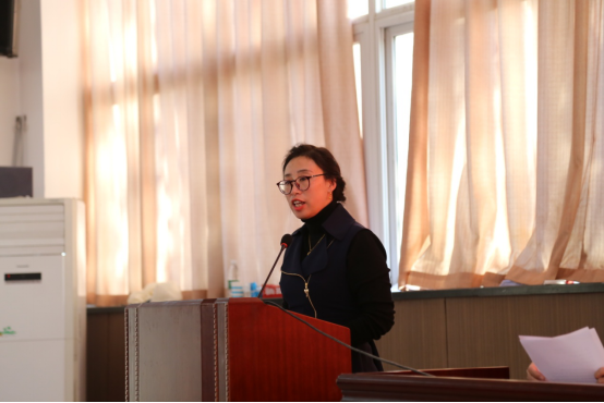 市二高中召开2019学年新教师拜师会