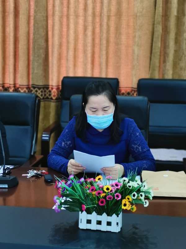 课题引领 深研精教 科研兴校