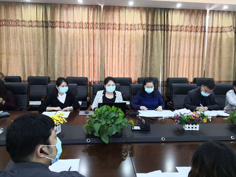 课题引领 深研精教 科研兴校
