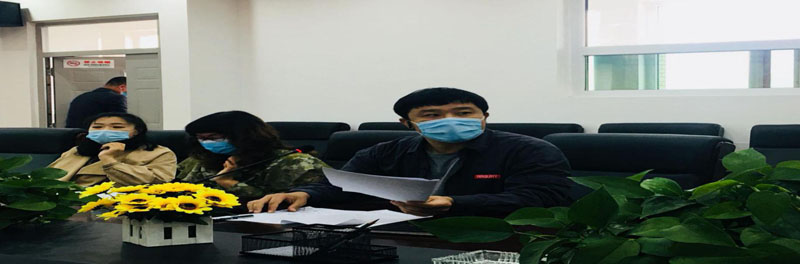 课题引领 深研精教 科研兴校