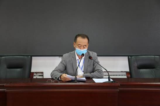 不负韶华 再写精彩 ——市二高中高二学生返校复课记