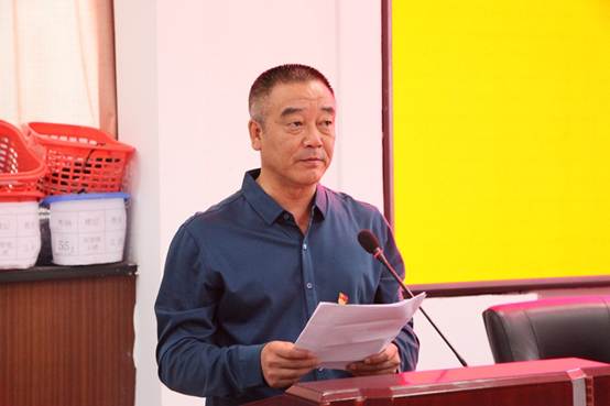成为最好的自己 ——市二高中举行2020年秋季开学典礼