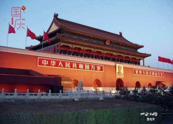 青春献礼祖国，共贺盛世华诞 --市二高中开展“中国心、爱国情”主题文艺作品评选活动