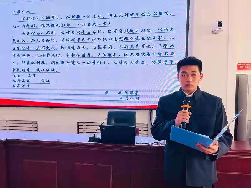 百年征程波澜壮阔，百年初心历久弥坚——市二高中召开专题党课学习大会