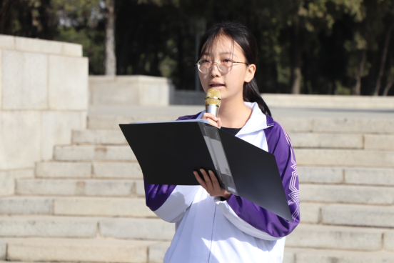 慎终追远缅怀革命先烈  奋发有为传承红色基因 ——市二高中开展塔山烈士陵园清明祭扫活动