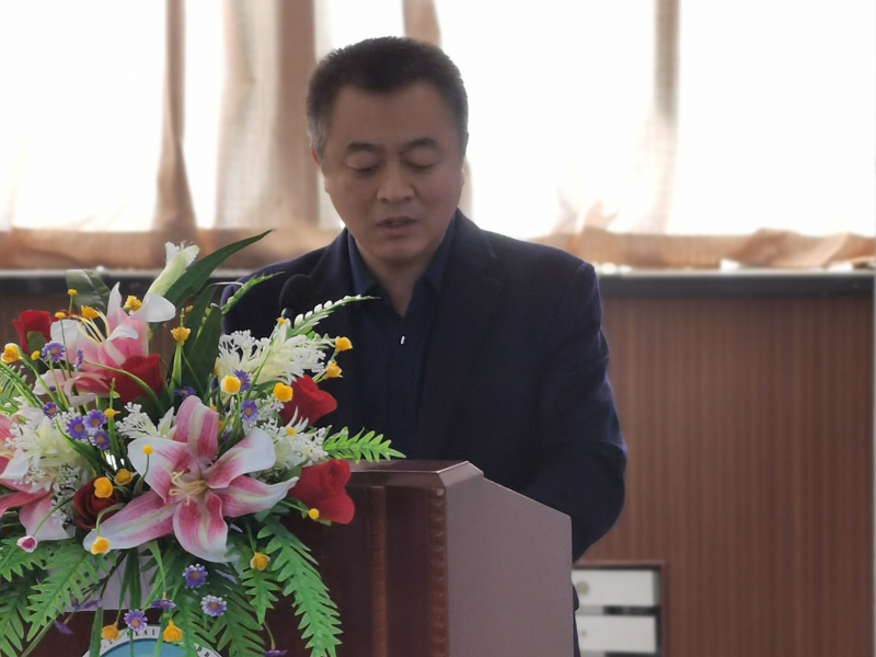 携手同行，共赢未来 —— 2021届高三学生家长会
