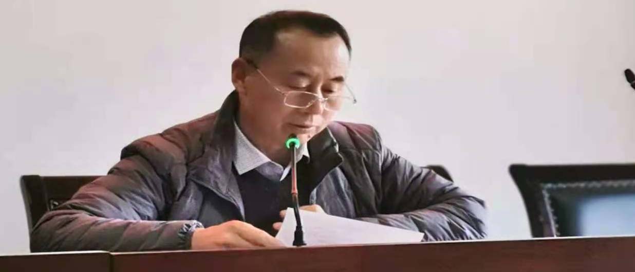 德育引航 实干为舟——市二高中高三年部召开班主任及值班教师联席会