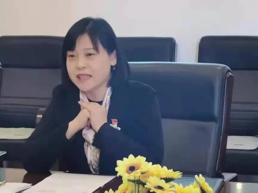 市二高中举行党史学习教育学习班开班仪式并开展第一期读书班活动