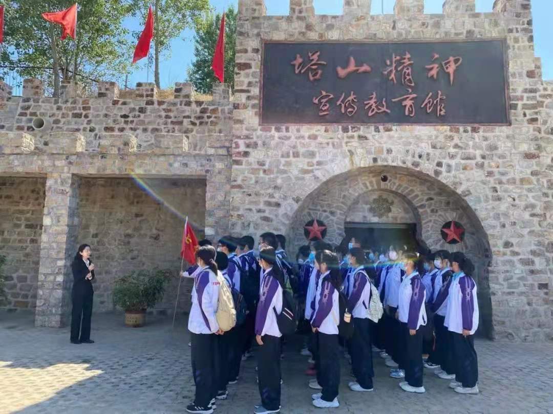 开眼界，增能力，强素质——葫芦岛市第二高级中学赴葫芦古镇开展综合实践活动