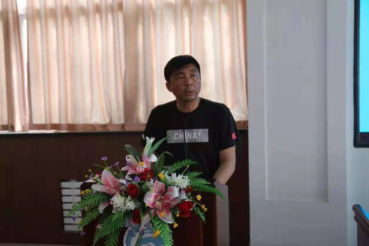 托起希望 拥抱明天 珍爱生命 远离毒品——葫芦岛市二高中禁毒知识讲座