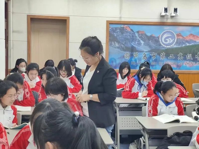 示范引领促课改 砥砺奋进开新篇——市二高中2022-2023学年度下学期示范观摩课系列活动(3)
