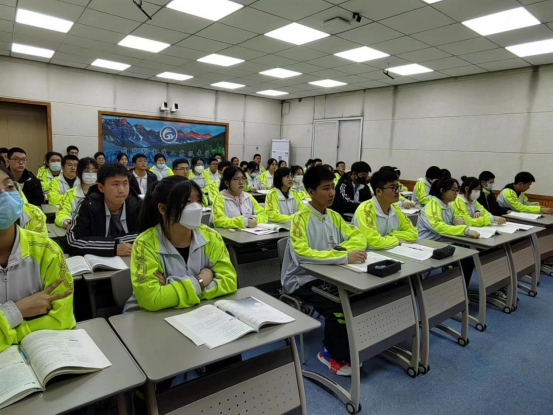 示范引领促课改 砥砺奋进开新篇——市二高中2022-2023学年度下学期示范观摩课系列活动（5）