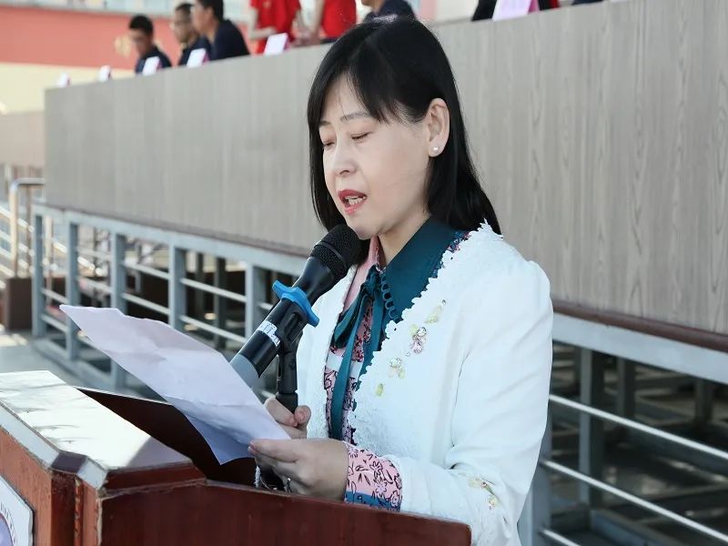 不忘初心梦想 拼搏铸就辉煌——葫芦岛市第二高级中学举行2023届高三毕业典礼