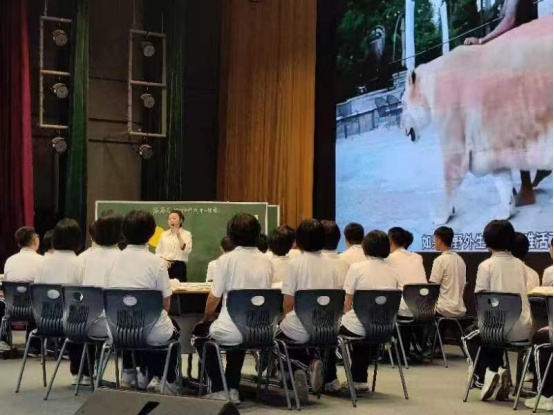 教学之路，奋力前行——我校刘利老师在辽宁省新课改活动中做优秀课例展示
