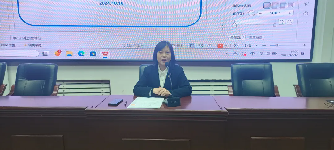 追求卓越共奋进 凝心聚力再出发——葫芦岛市第二高级中学召开高考一轮复习工作推进会议