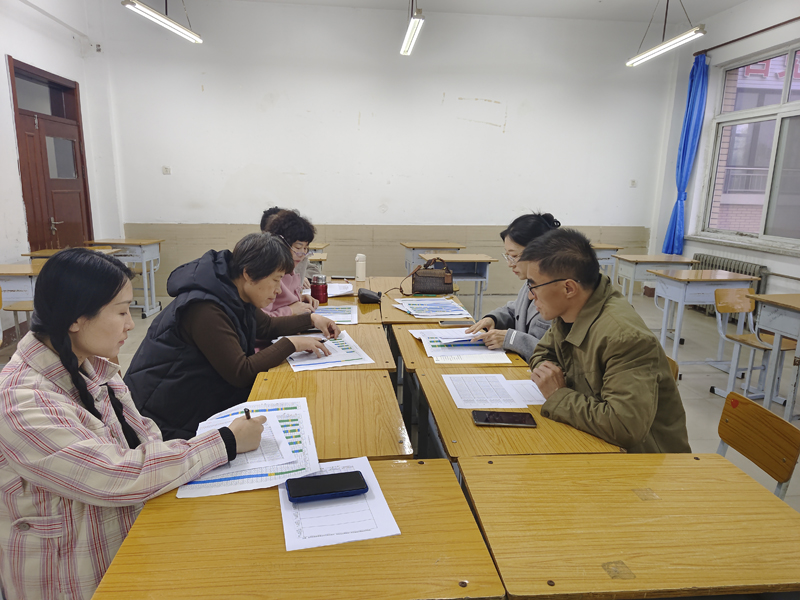 精雕细镂 琢玉成器——葫芦岛市第二高级中学高三年部召开班级协作体会议
